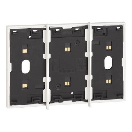 Frame 3 moduli bianco  bticico living now  KW8103