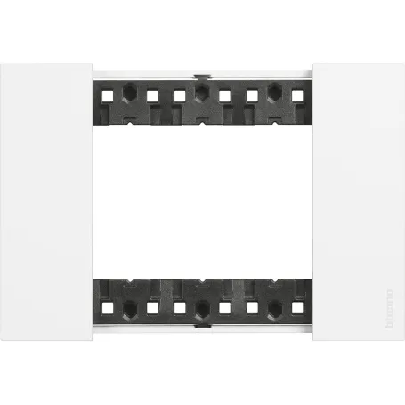 Bticino PLACCA 3 POSTI BIANCO LIVING NOW KA4803KW