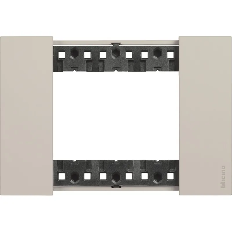 Bticino PLACCA 3 POSTI SABBIA LIVING NOW KA4803KM