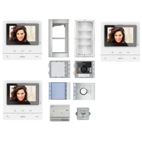 Kit videocitofono 3 famiglie Bticino