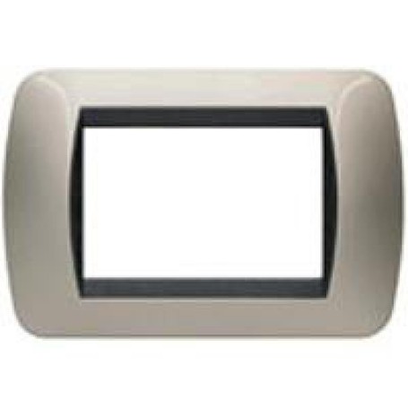 Placca 4 posti Titanio Chiaro Bticino Living L4804TC Placca 4 posti Titanio Chiaro Bticino Living L4804TC