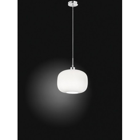 Lampadario con lampada a sospensione vetro bianco D.30cm art.6342 Illuminazione moderna ideale per salone e cucina Lampadario con lampada a sospensione vetro bianco D.30cm art.6342 Illuminazione moderna ideale per salone e cucina