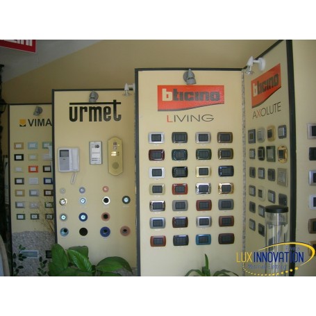 LOTTO  STOCK MATERIALE ELETTRICO PRESE BTICINO MATIX LIVING AXOLUTE LIGHT AIR  LOTTO  STOCK MATERIALE ELETTRICO PRESE BTICINO MATIX LIVING AXOLUTE LIGHT AIR