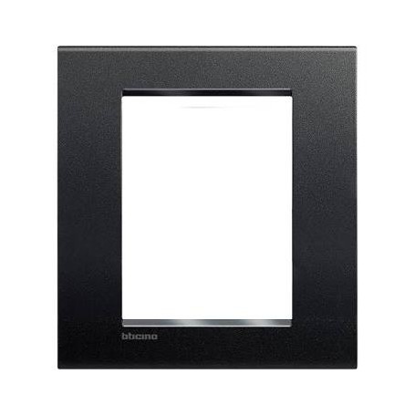 Placca 3+3P biancaBianco Bticino Living LNA4826BI Placca 3+3P biancaBianco Bticino Living LNA4826BI